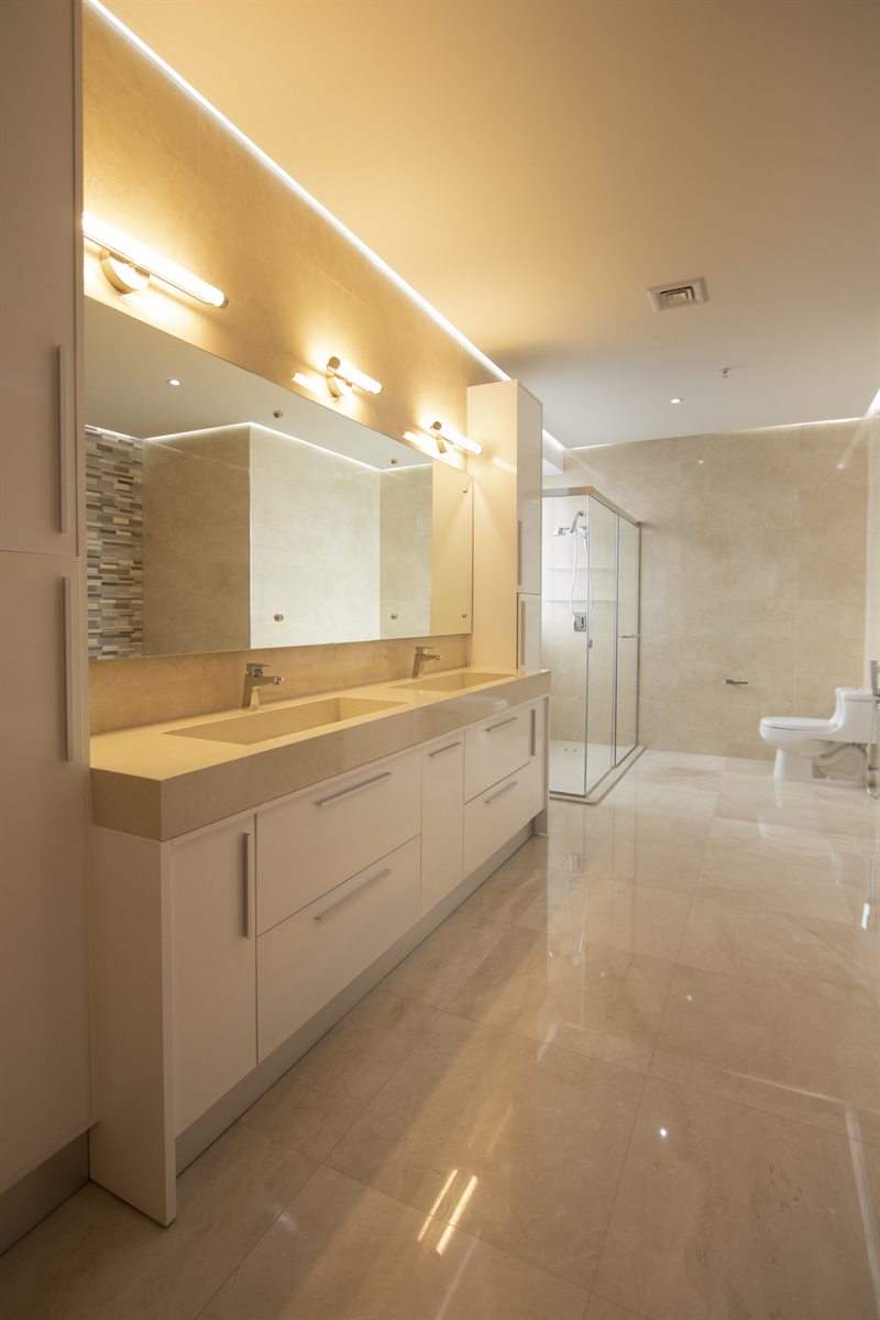Bathroom vanity cabinets